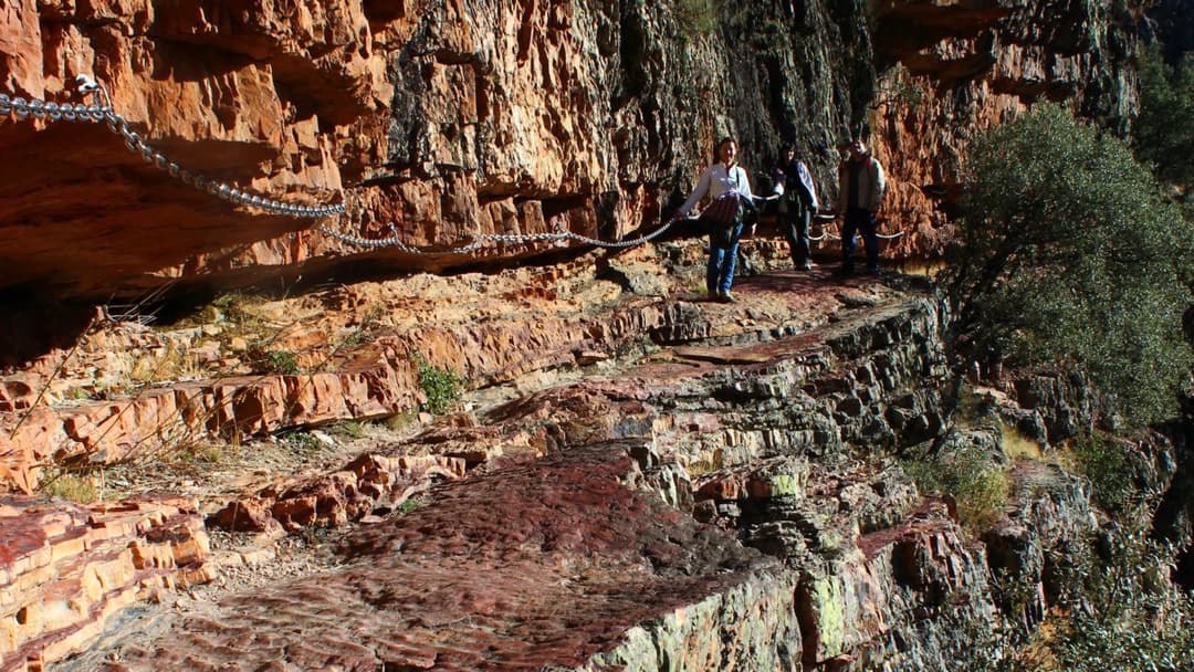 Imágenes de la ruta de senderismo a la cascada de La Chorrera Chica en Cabañeros. - Imagen 2