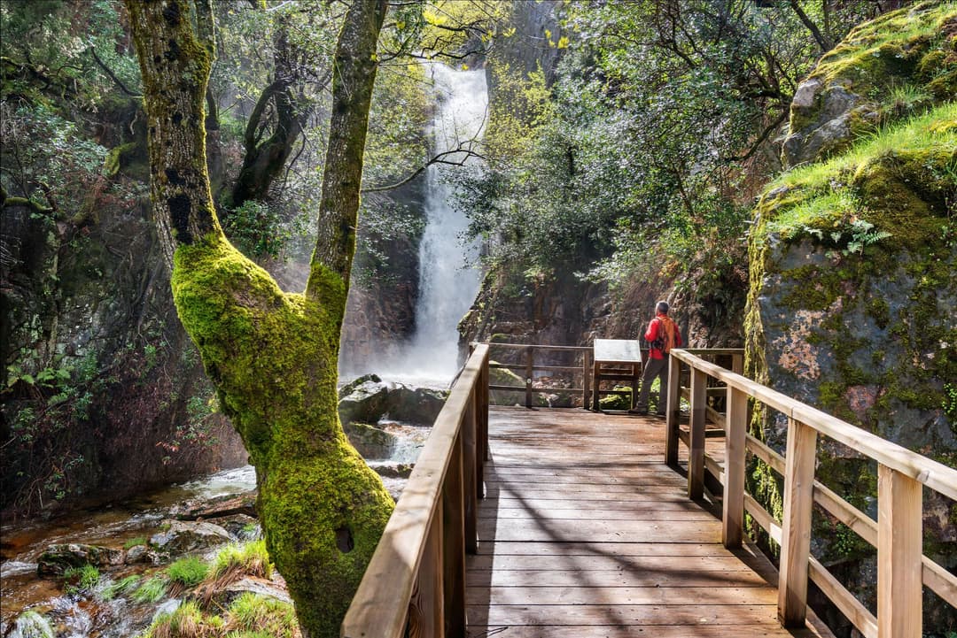 Imágenes de la ruta de senderismo a la cascada de El Chorro, cerca de Los Navalucillos. - Imagen 2